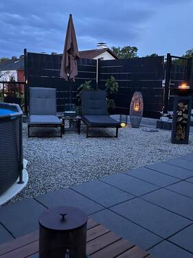 Terrasse abends.jpg - Mehrfamilienhaus, Wohnhaus in Saarlouis