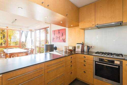 Edle Küche - 7 Zimmer Reihenendhaus in Berlin