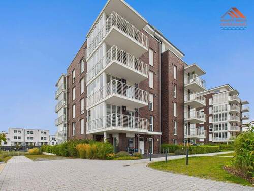 Hausansicht 1 - Wohnen am Yachthafen - Schöne Wohnung im Erdgeschoss an der Marina in Cuxhaven