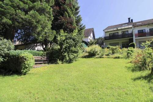 Garten - 5 Zimmer Einfamilienhaus zum Kaufen in Holzminden