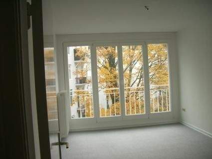 Wohnzimmer - 3 Zimmer Etagenwohnung zur Miete in Hamburg