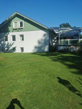 Hausansicht - 7 Zimmer Einfamilienhaus zum Kaufen in Neustadt