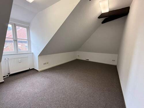 Büroraum - Büro mit 88,00 m&sup2; in Neustadt am Rübenberge zur Miete