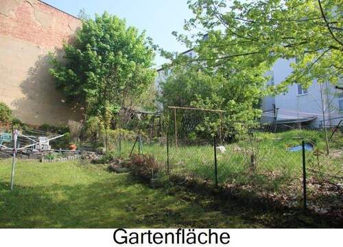 Gartenfläche - Mehrfamilienhaus, Wohnhaus mit 323,00 m&sup2; in Plauen zum Kaufen