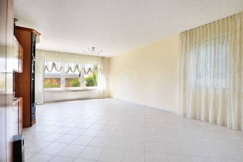 Wohnzimmer_ - 3 Zimmer Terrassenwohnung in Leingarten
