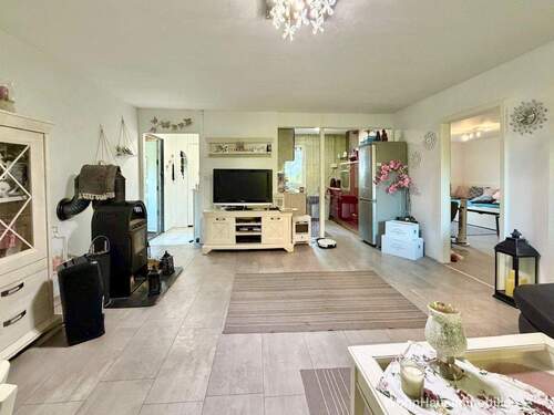 Der Wohnbereich ist großzügig - 