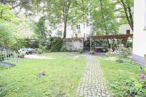 Gemeinschaftsgarten - 5 Zimmer Einfamilienhaus zum Kaufen in Berlin