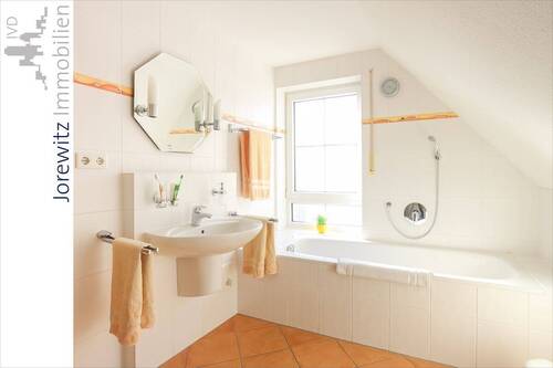 016 - Bad - Ansicht 1 - 