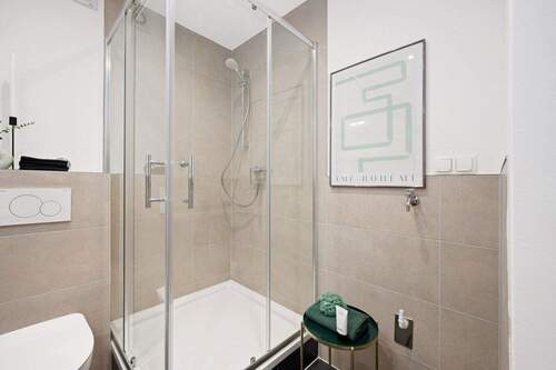 Bild 2 - 2 Zimmer Etagenwohnung zum Kaufen in Ludwigshafen am Rhein