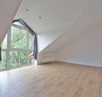 Gemütliche Dachgeschosswohnung mit Balkon - Detmold Innenstadt