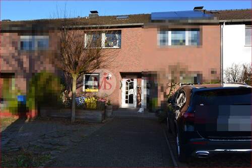 Frontansicht.JPG - 3 Zimmer Reihenmittelhaus zum Kaufen in Neuss