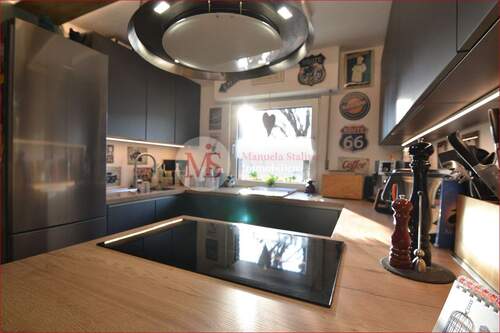 Küche in U-Form.JPG - 