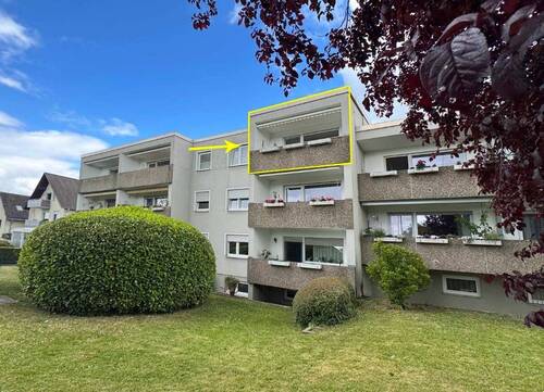 Hausansicht - 3 Zimmer Etagenwohnung zum Kaufen in Frankfurt