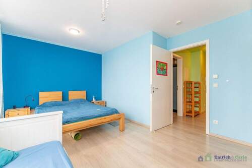 OG: Schlafzimmer - 