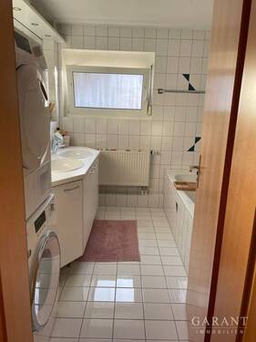 Bad 2 - Etagenwohnung mit 80,00 m&sup2; in Böbingen an der Rems zum Kaufen