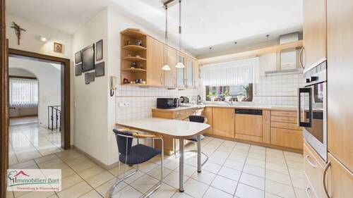 Küche - Einfamilienhaus mit 204,50 m&sup2; in Freudenburg zum Kaufen
