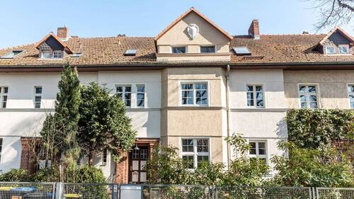 Gebaeude (8).jpg - HOMESK - Großzügiges Wohnen mit Stil: Reihenmittelhaus, Wintergarten und Garten in Lichterfelde-West
