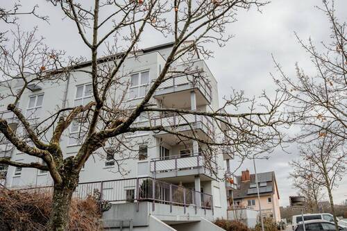 Ansicht - Familientraum in der Waldstadt: 4-Zimmer-Wohnung mit 3 Balkonen