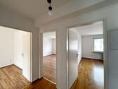 Flur - Etagenwohnung mit 84,90 m² in Hofheim zum Kaufen