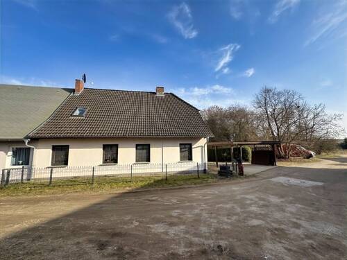 Gebäudeansicht 2 - 5 Zimmer Doppelhaushälfte in Hohen Wangelin