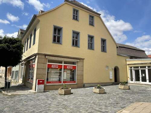 Herzlich Willkommen - 1 Zimmer Mehrfamilienhaus, Wohnhaus zum Kaufen in Kölleda