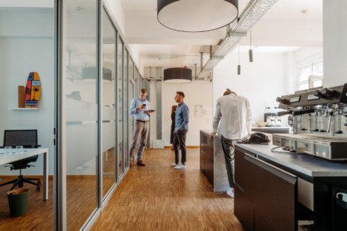 Küche - Büro mit 18,00 m&sup2; in Nürnberg zur Miete