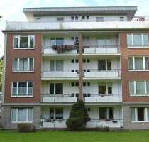 Krefeld-Bismarckviertel: Vierzimmerwohnung mit zwei Loggien und zwei Tiefgaragenstellplätzen