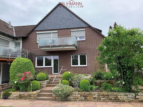 Gartenansicht Haus - 8 Zimmer Mehrfamilienhaus, Wohnhaus zum Kaufen in Wunstorf