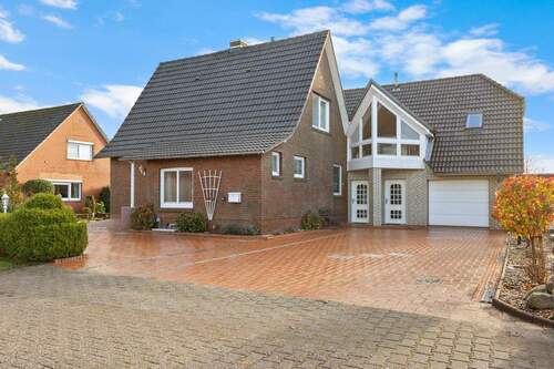 Außenansicht - 9 Zimmer Mehrfamilienhaus, Wohnhaus in Osteel