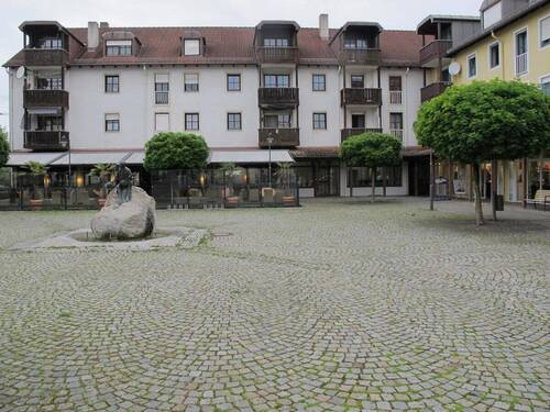 Aussenansicht - Gewerbeobjekt (Büro, Produktion, Verkauf) in Garching an der Alz zum Kaufen