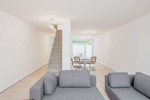 Wohnzimmer - 4 Zimmer Reihenmittelhaus in Berlin