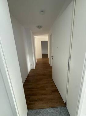 Flur - 3 Zimmer Etagenwohnung in Esslingen am Neckar