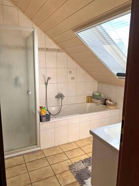 DG Wohnung Bad - 