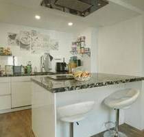 Familienglück trifft Unternehmergeist - Wohnhaus mit separatem Zugang und flexibler Nutzung - Magstadt