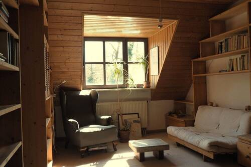 Bücherzimmer mit Gartenblick - 