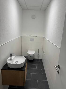 WC - 