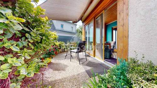 Terasse 1/2 - 4 Zimmer Einfamilienhaus in Berlin