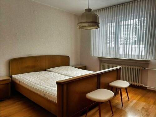 Schlafzimmer EG - 