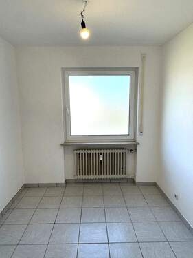 Hauswirtschaftsraum oder Arbeitszimmer - 