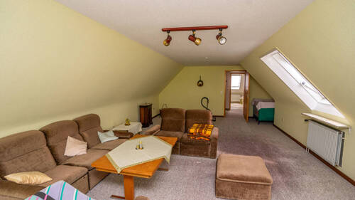 Wohnzimmer Anbau DG - 