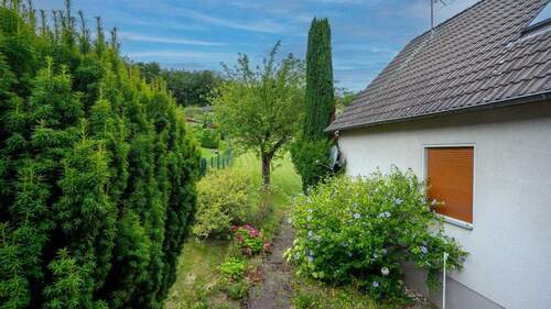 Seitenansicht Haus Groß Döhren - 