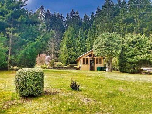 Gartenhaus mit Glasfachwerk - 