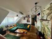Wohnzimmer - Gemütliche 2-Zimmer-Wohnung mit Einbauküche in unmittelbarer Nähe zur Altstadt