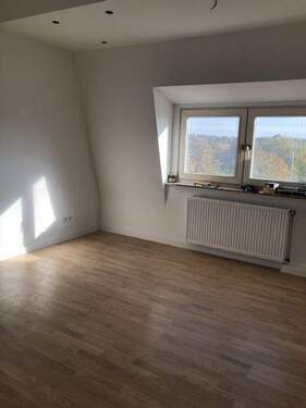 1. Zimmer links - 
