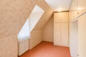 Schlafzimmer 2 DG - Einfamilienhaus in München zum Kaufen