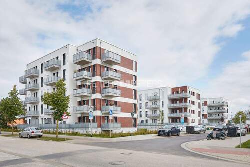 Anlage Außenansicht - + Seebrise & Sonnenuntergang - großzügige Wohnung am Ziegelsee +