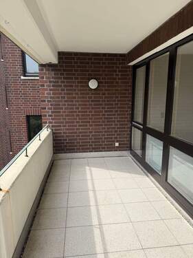 Loggiabalkon Ans. 1.jpeg - 2 Zimmer Etagenwohnung in Düsseldorf