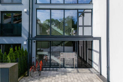 Moderner Hauseingang - 