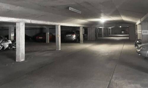 Tiefgaragenstellplätze Hannover Hinrichsring - 1 Tiefgaragenstellplatz in Hannover, Vahrenwald-List am Standort Hinrichsring 20 - 28 zu erwerben.