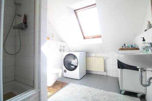 Badezimmer - Einfamilienhaus in Magdeburg zum Kaufen
